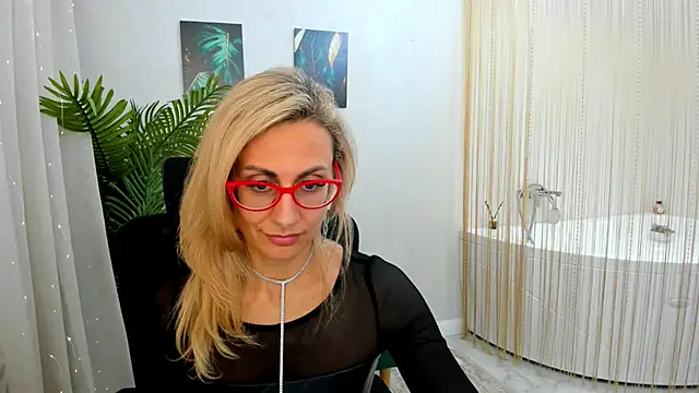 MuseOfStage online show from February 2025 05:53:02 PM