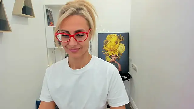 MuseOfStage online show from March 2025 02:32:02 PM