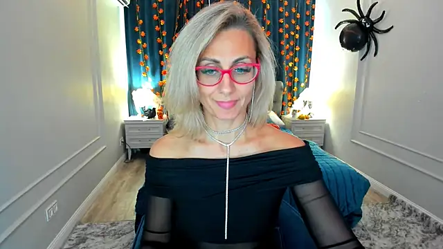 MuseOfStage online show from October 2025 12:19:01 PM