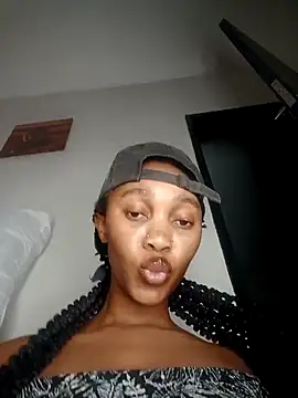 Shria107 online show from February 2026 09:19:01 PM