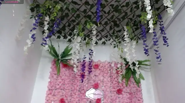 BLONDE SEXYHOT online show from February 2025 09:50:02 PM