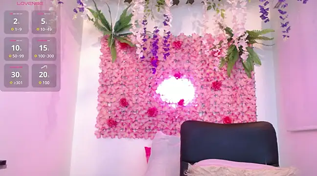 BLONDE SEXYHOT online show from February 2025 08:45:01 PM