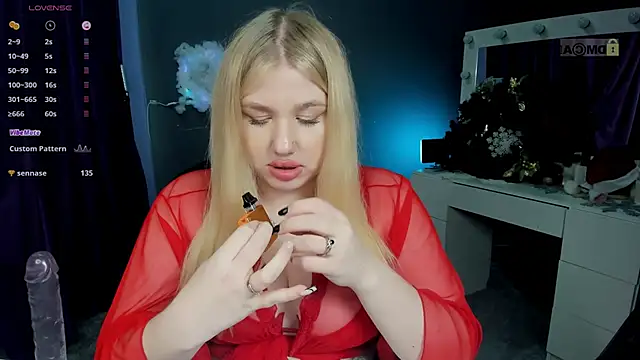 juli kisss online show from January 2025 01:53:02 AM