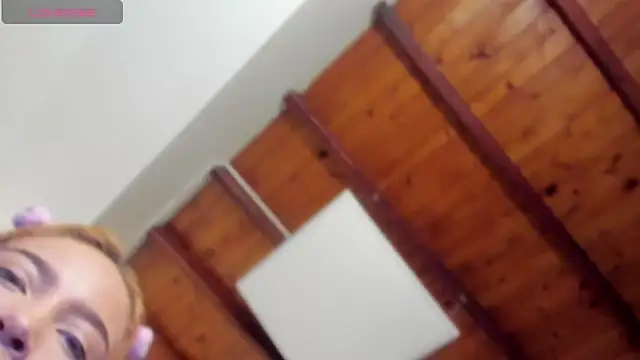 Snapshot of adara_44 chatting on December 2024 01:43:01 PM adara 44 online show from December 2024 01:43:01 PM