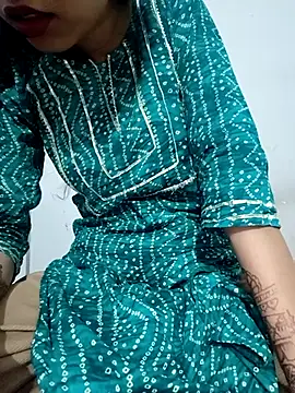 Snapshot of catreena chatting on October 2025 06:51:01 PM catreena online show from October 2025 06:51:01 PM