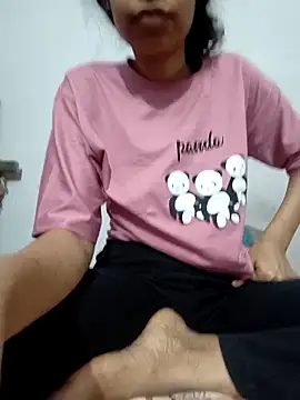 Snapshot of catreena chatting on November 2025 07:24:01 PM catreena online show from November 2025 07:24:01 PM