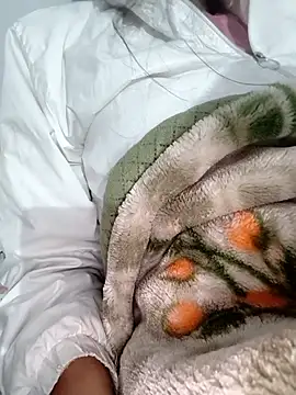 Snapshot of catreena chatting on December 2025 07:00:01 PM catreena online show from December 2025 07:00:01 PM