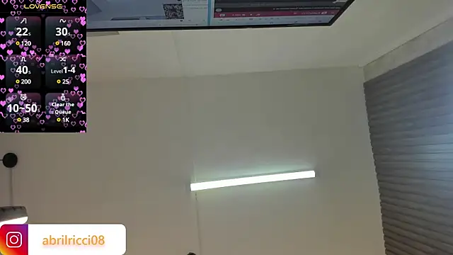 Snapshot of abril_ricci chatting on February 2025 03:47:02 AM abril ricci online show from February 2025 03:47:02 AM