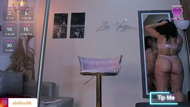 Snapshot of abril_ricci chatting on March 2025 04:34:02 AM abril ricci online show from March 2025 04:34:02 AM