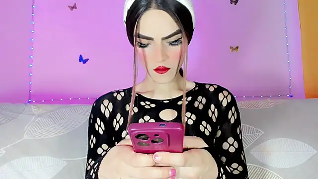 TatiGil online show from May 2026 04:36:01 PM