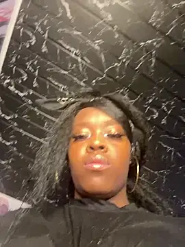 Snapshot of Thyana_LS chatting on March 2025 01:19:02 PM Thyana LS online show from March 2025 01:19:02 PM