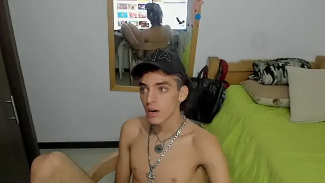 skinnypipe online show from October 2025 03:51:01 AM