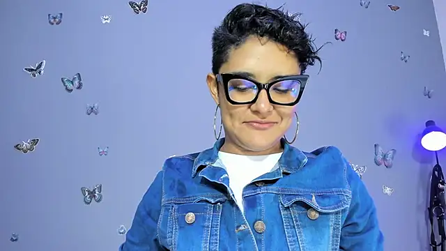 Kaira mosse online show from October 2025 11:13:02 AM