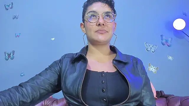 Kaira mosse online show from January 2026 11:48:02 AM