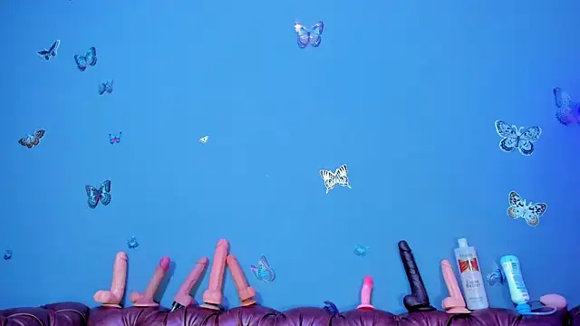 Kaira mosse online show from April 2026 10:59:01 AM