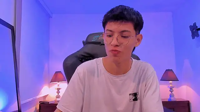 alexandersawyer online show from December 2025 09:35:02 AM