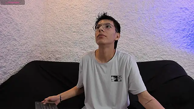 alexandersawyer online show from December 2025 01:21:02 AM