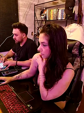 CoelhinhaGostosa online show from November 2025 05:50:02 AM