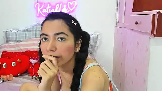 Snapshot of Katiaflex chatting on January 2025 01:52:01 AM Katiaflex online show from January 2025 01:52:01 AM