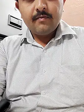 Snapshot of Akhil3290 chatting on May 2026 10:55:01 AM Akhil3290 online show from May 2026 10:55:01 AM