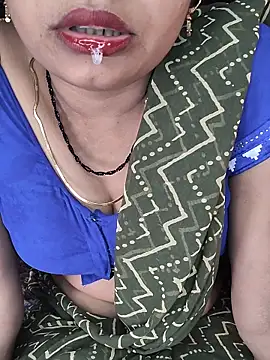 Snapshot of Shivani_Mumbai85 chatting on July 2026 05:33:01 PM Shivani Mumbai85 online show from July 2026 05:33:01 PM