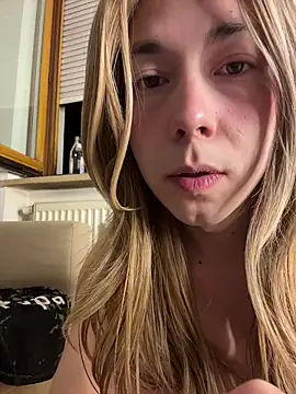 See my Boobs  online show from November 2025 09:53:01 PM