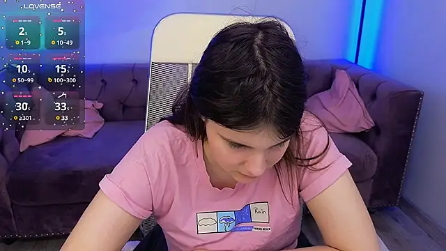 Ruyjin Choi online show from March 2025 11:01:02 AM