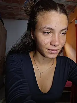 HelenHoltz online show from March 2026 04:01:02 PM