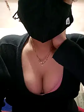 Avantika19 online show from February 2025 07:12:02 AM