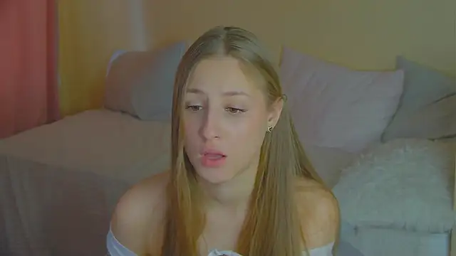 BritneyCruze online show from November 2025 09:19:02 AM