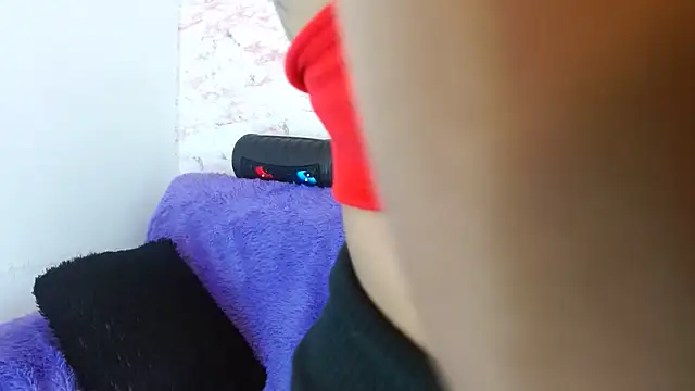 Snapshot of anahi__s chatting on December 2025 07:52:02 PM anahi s online show from December 2025 07:52:02 PM