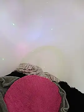 Emiily Bills online show from May 2026 06:37:01 PM
