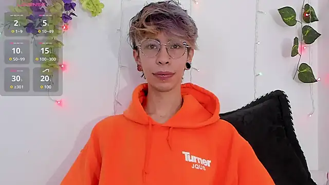  Jakke online show from December 2024 06:18:02 PM