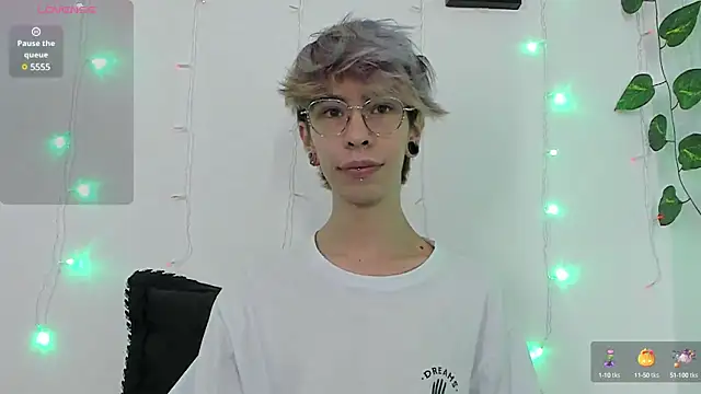  Jakke online show from January 2025 03:49:02 AM