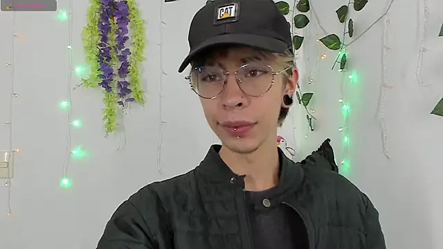  Jakke online show from January 2025 01:32:01 AM