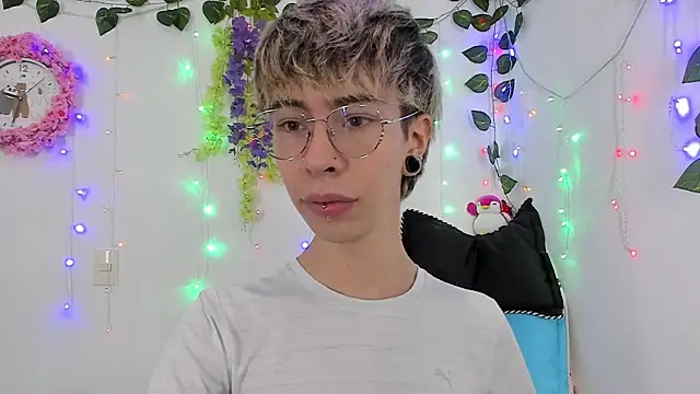  Jakke online show from January 2025 02:35:01 AM