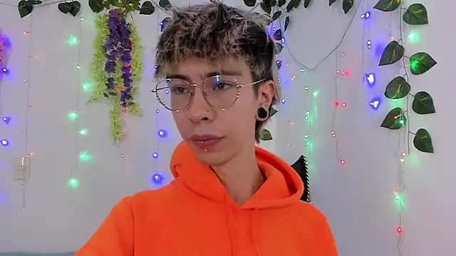  Jakke online show from January 2025 07:22:01 PM