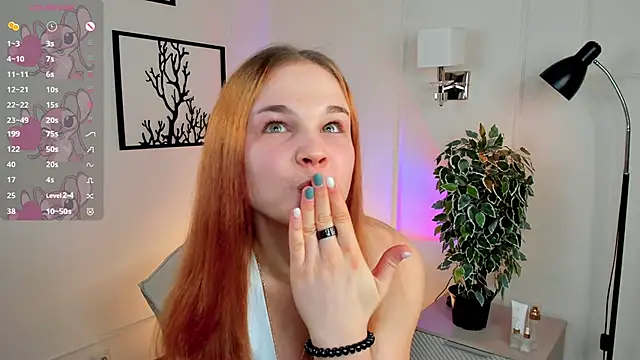 OdetteHarwick online show from March 2025 09:32:02 PM