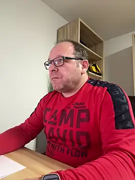 Snapshot of coupleLatinaLovers chatting on December 2024 05:42:01 AM coupleLatinaLovers online show from December 2024 05:42:01 AM