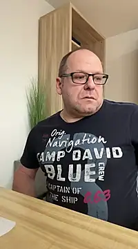 Snapshot of coupleLatinaLovers chatting on January 2025 01:03:01 PM coupleLatinaLovers online show from January 2025 01:03:01 PM