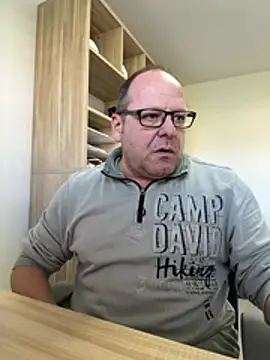 coupleLatinaLovers online show from February 2026 10:48:01 AM