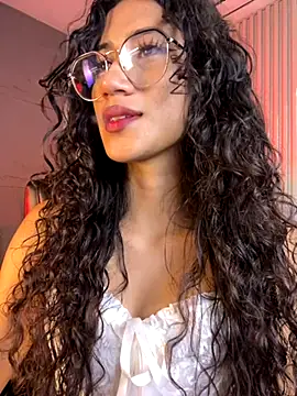 KaitlynLoveCam online show from November 2025 11:40:02 PM