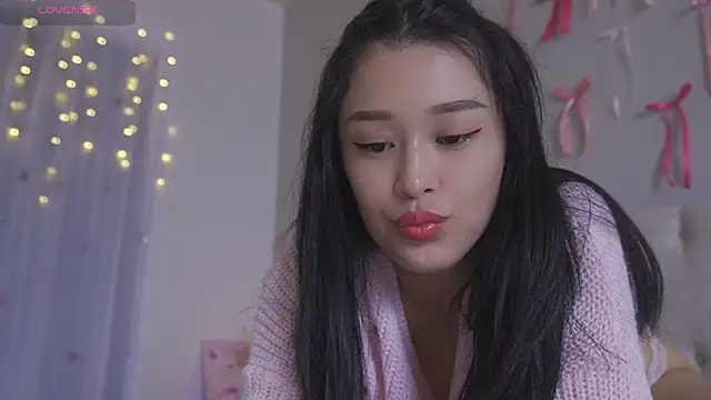 yumisunn online show from February 2026 12:25:02 AM