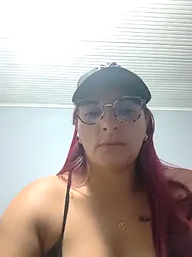 Snapshot of SHARAONELOVE chatting on February 2026 01:55:02 AM SHARAONELOVE online show from February 2026 01:55:02 AM