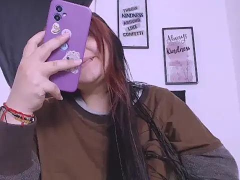  69HONRY online show from October 2025 12:45:01 PM