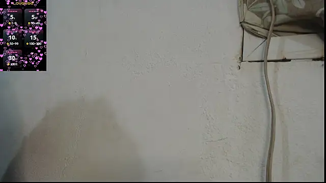 Snapshot of dannaberlin_0 chatting on October 2025 05:48:02 PM dannaberlin 0 online show from October 2025 05:48:02 PM