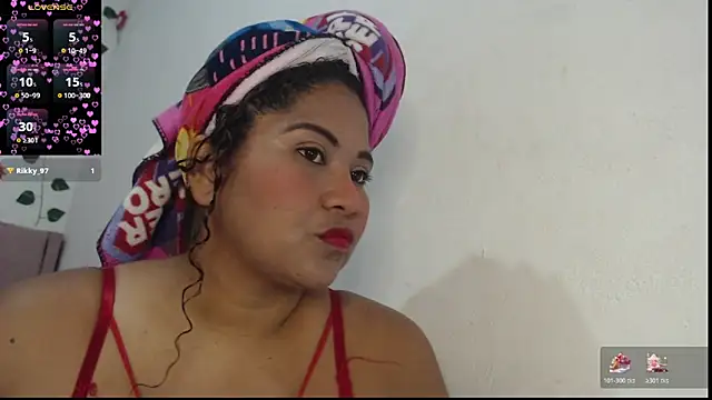 Snapshot of dannaberlin_0 chatting on October 2025 01:55:02 PM dannaberlin 0 online show from October 2025 01:55:02 PM