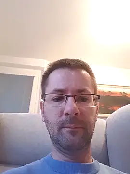 riskybusiness9090 online show from October 2025 05:19:02 AM