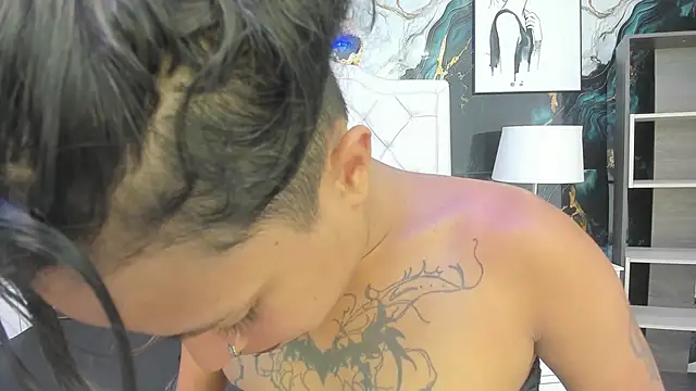 rave connor online show from November 2025 07:03:03 PM