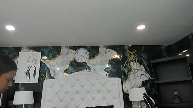 rave connor online show from December 2025 06:57:02 PM